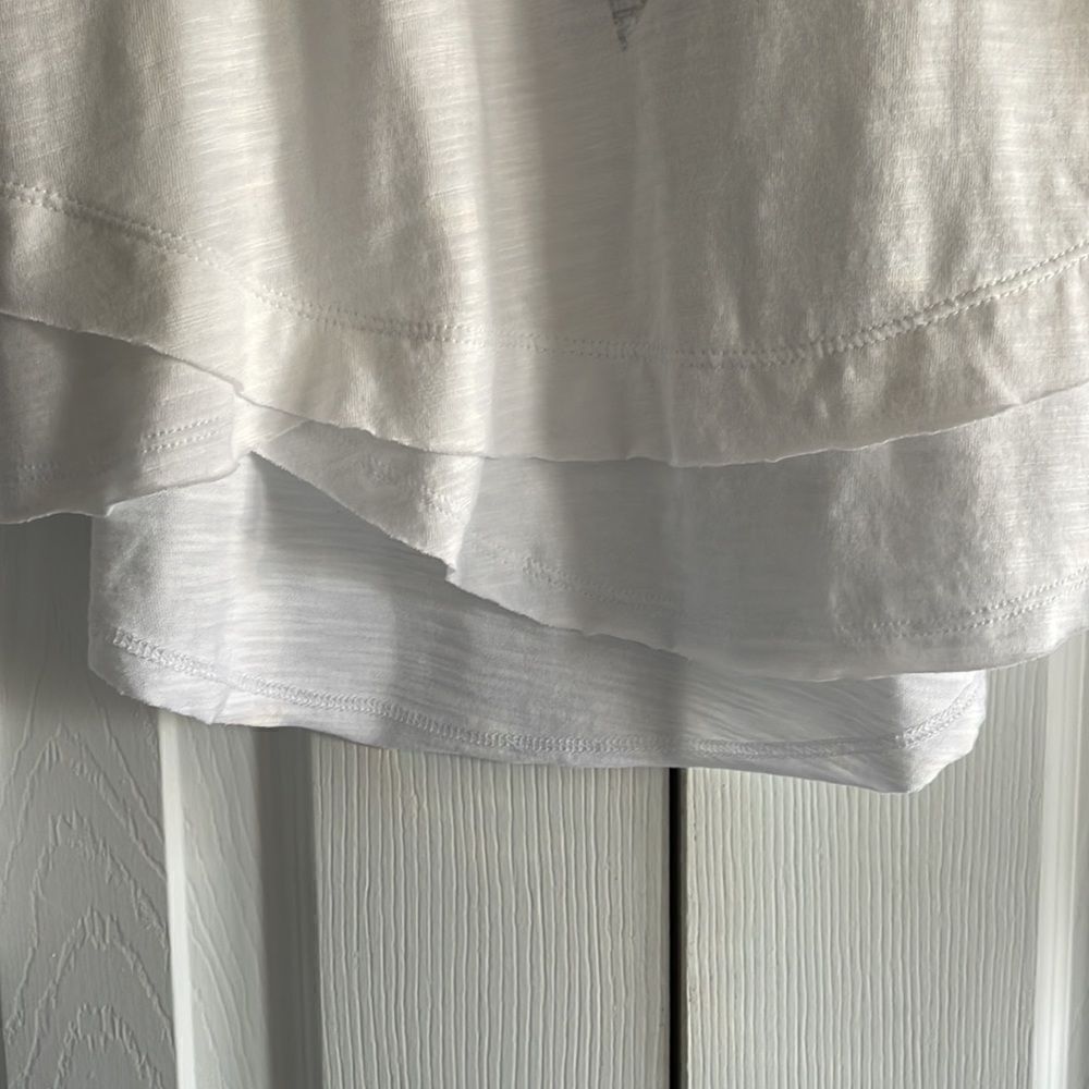 Chrldr Women’s White Long Sleeve ‘All I Need is Love’ Heart Shirt - Picture 2 of 7